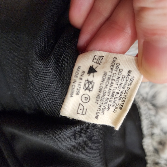 Simply Southern Textured Sherpa Faux Fur Quarter Zip Pullover Small - Picture 5 of 8